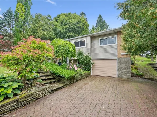 100 Forest Hill Dr, Kitchener, ON N2M 4G3