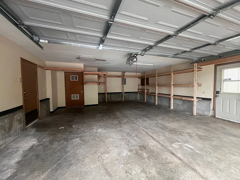 229 W Village Lake Dr — Photo 21