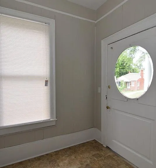 1531 Schley St — Photo 3