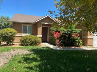 3238 N Newport St, Visalia, CA 93291