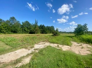 135 J B McDuff Dr, Crockett, TX 75835