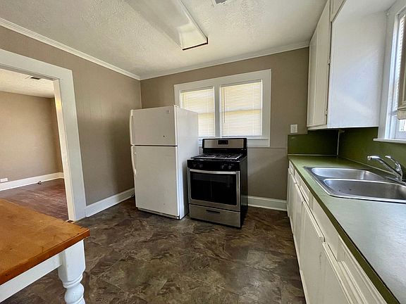 4th image of 1009-1015 Wagner St