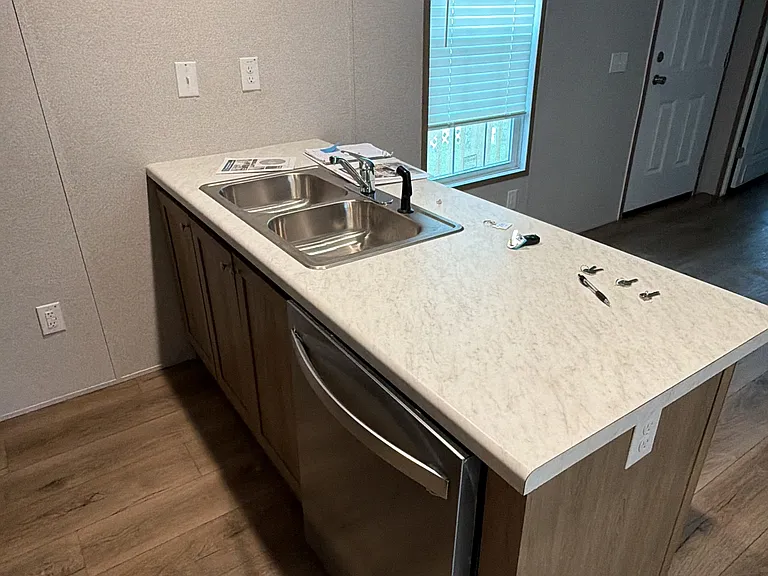 10708 Toby Ln — Photo 8