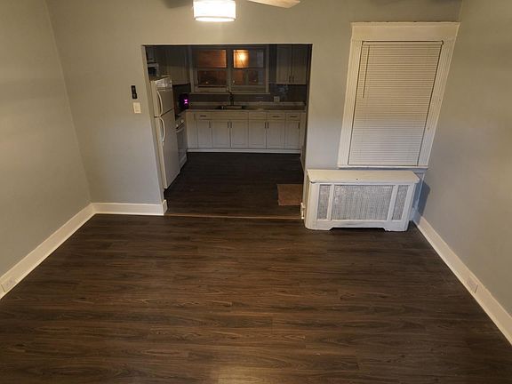 4th image of 253 Morse St