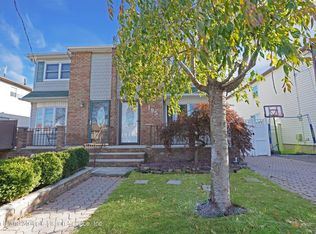 195 Annadale Rd, Staten Island, NY 10312