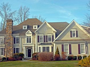 340 Lukes Wood Rd, New Canaan, CT 06840