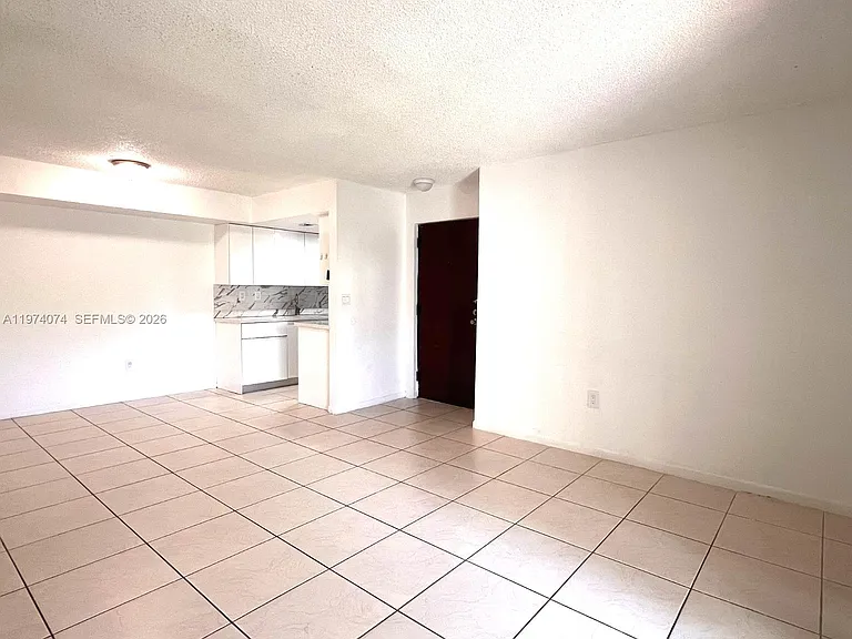 8911 SW 123rd Ct #101 — Photo 8