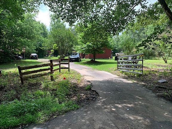 2nd image of 1063 County Road 1577