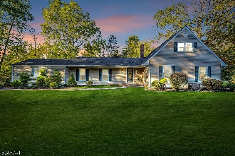 1109 Concord Dr photo 1