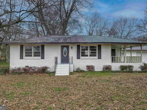 32 Railroad St, Kingston, GA 30145