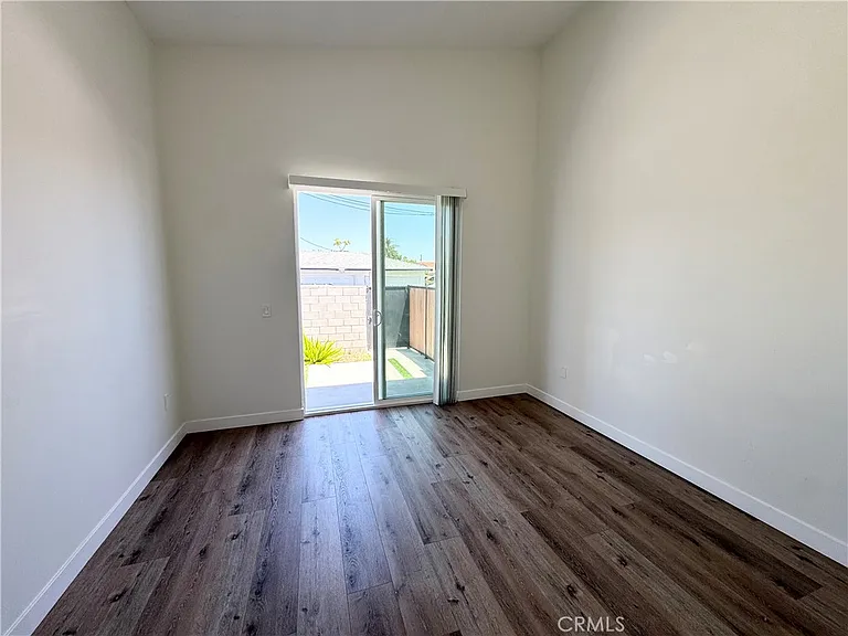 1623 W 255th St — Photo 11