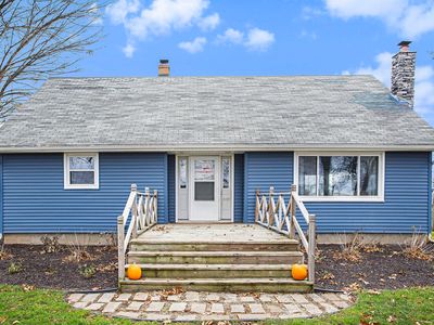 13251 E Baseline Rd, Hickory Corners, MI, 49060