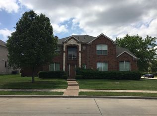 1244 High Bluff Dr, Desoto, TX 75115