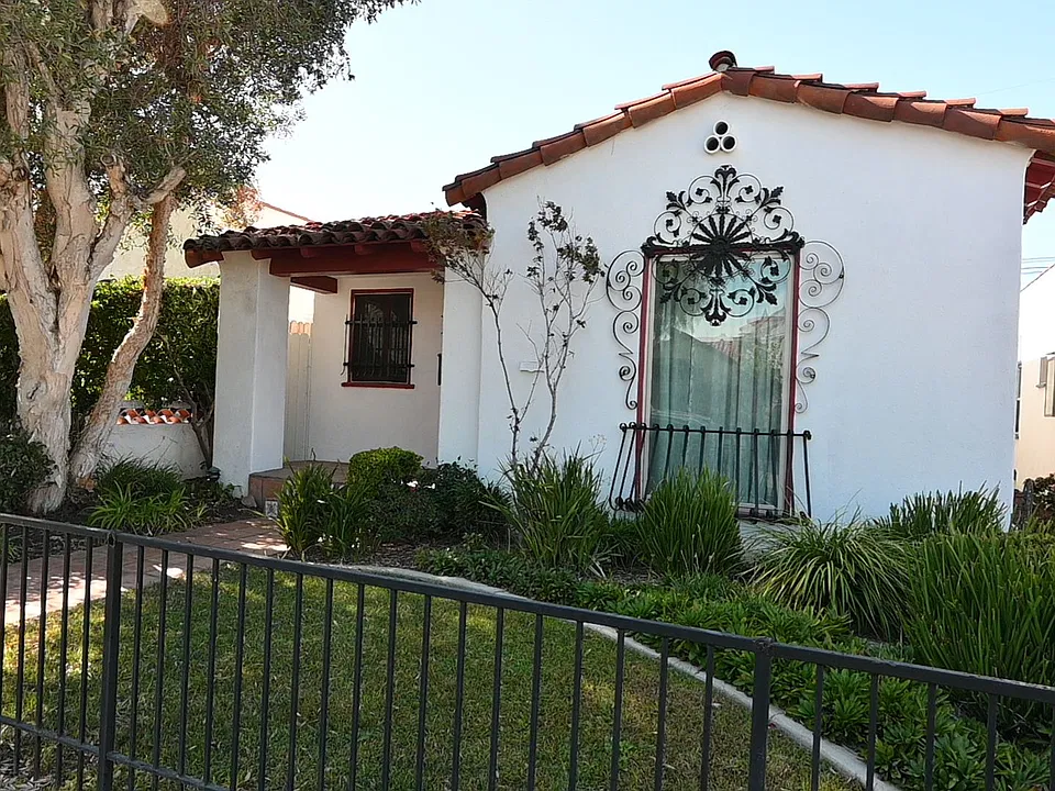 169 Pomona Ave