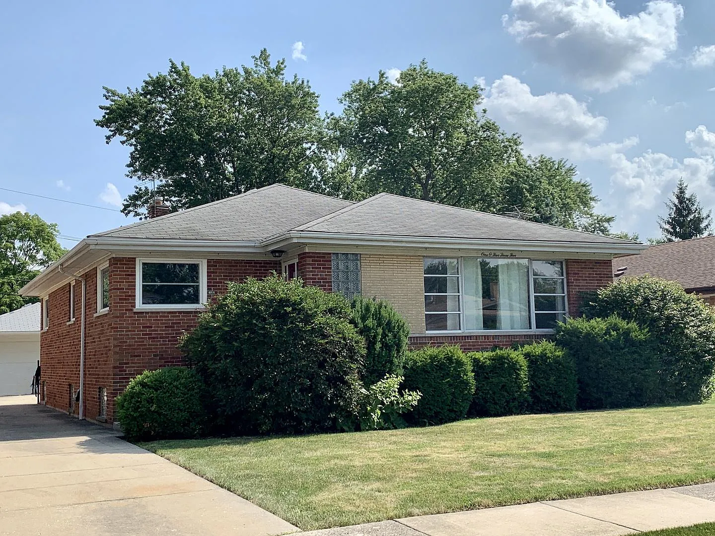 10535 Essex St photo 1