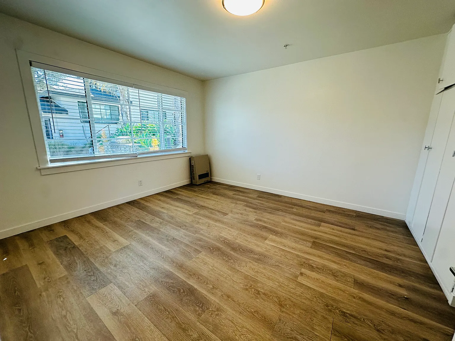 1 bed, $3,150 — Photo 4