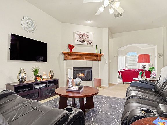 3rd image of 3210 Silver Springs Way