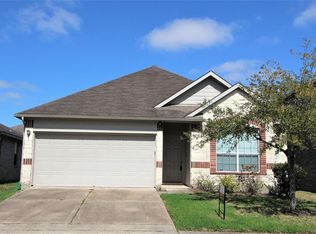 34 Supiro Dr, Manvel, TX 77578