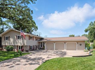 9815 161st St W, Lakeville, MN 55044