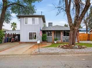 1877 Wheeler St, Redding, CA 96002