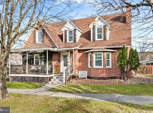 195 W Gravel Ln, Romney, WV 26757