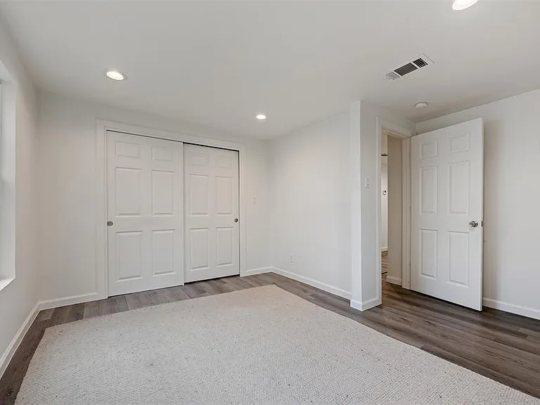901 Valdez St #A — Photo 13
