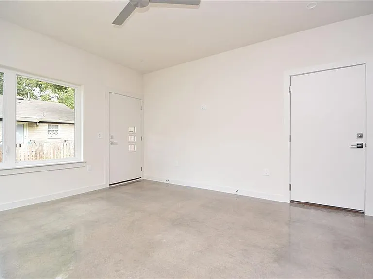 5405 Sunshine Dr #2 — Photo 5