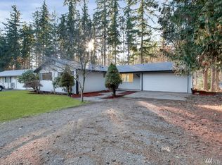 6104 190th Avenue Ct E, Lake Tapps, WA 98391