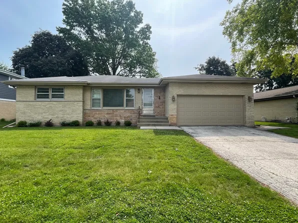 1009 N Drury Ln, Arlington Heights, IL 60004