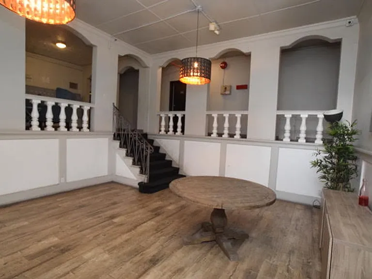GRM - Gramercy Apartments — Photo 7
