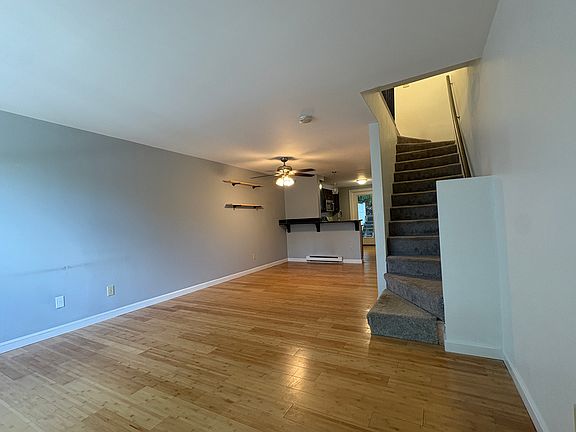 5th image of 35 Chilmark St
