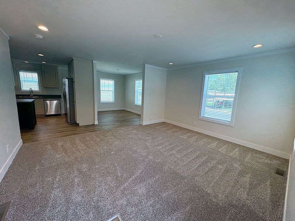 2nd image of 17311 E Us Highway 40 Site #I31