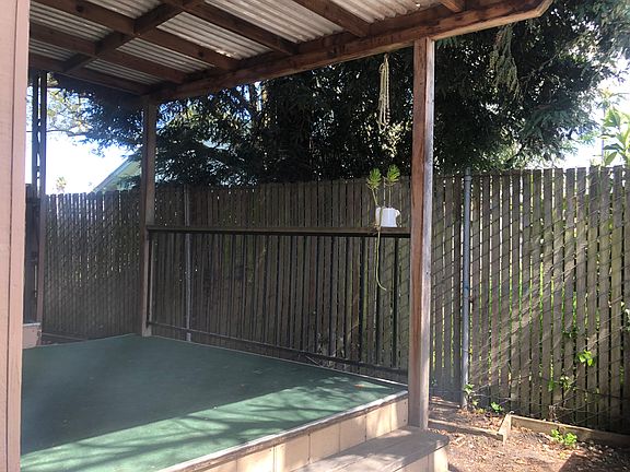 3rd image of 17 Las Casitas Dr