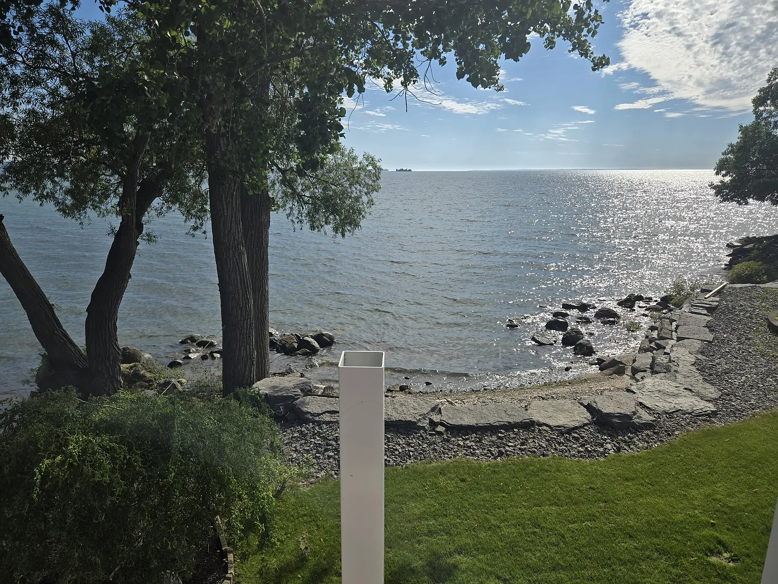 Studio, 800 sqft, $1,800 — Photo 3