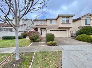 13 Peninsula Ct, Napa, CA 94559