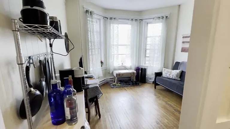 883 Huntington Ave — Photo 37
