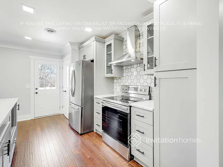 5104 Parishwood Ct — Photo 11