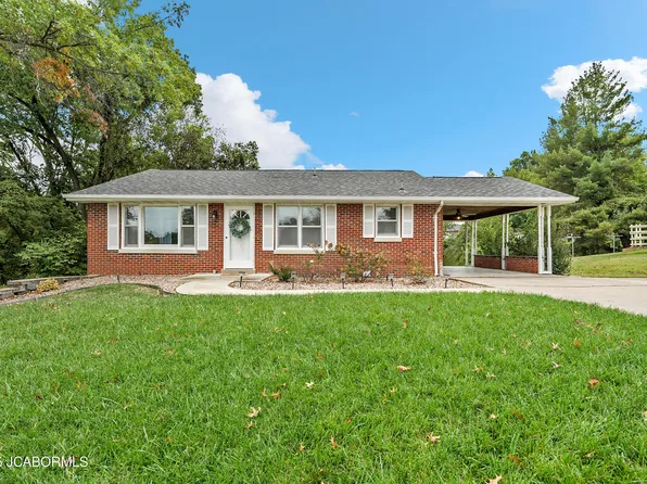 2929 Cochise Ln, Jefferson City, MO 65101