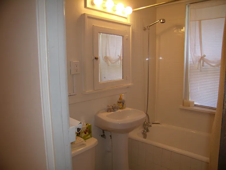 2008 Grand Ave #BR1 — Photo 6
