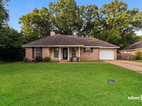 3019 Meagan Dr, Byram, MS 39272