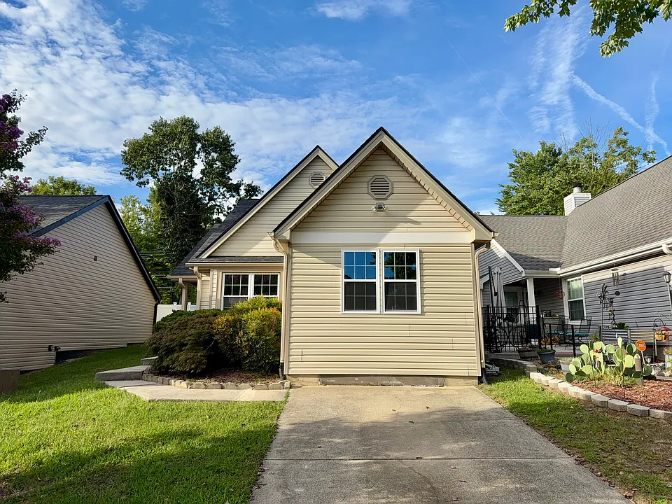 405 Amberly Dr