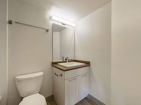 4th image of 10140 113th St #413038