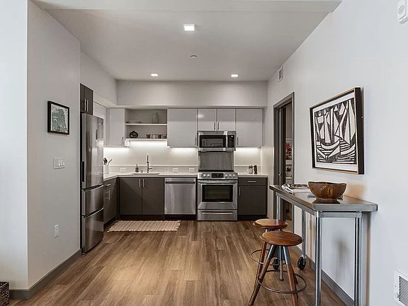 5th image of 235 Valencia St APT 406