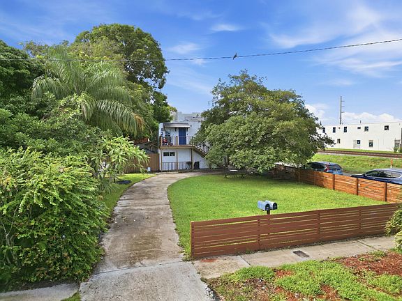 2nd image of 528 CHURCHILL Road