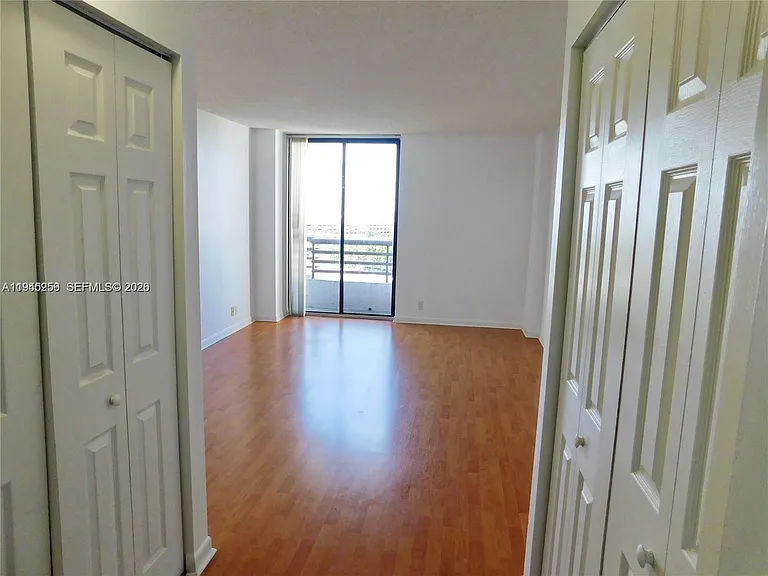 3300 NE 191st St #1002 — Photo 13