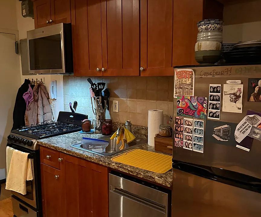 1st image of 242 E 3rd St APT 4