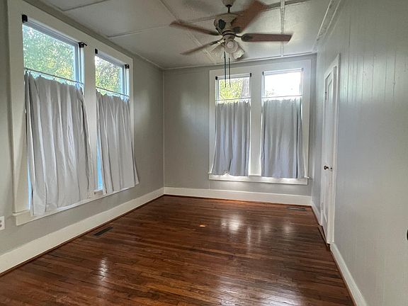 3rd image of 132 Woodland St APT B