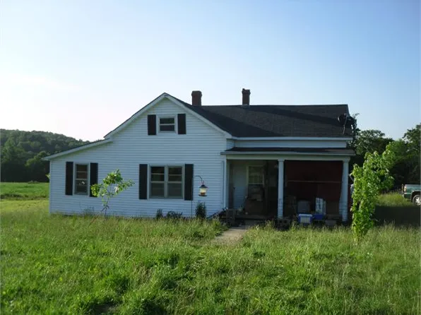 839 Mitchell Cemetery Rd, Greensburg, KY 42743