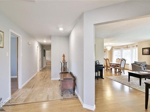 5th image of 1849 Elmwood Dr