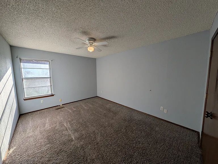 7325 S Canton Ave — Photo 5
